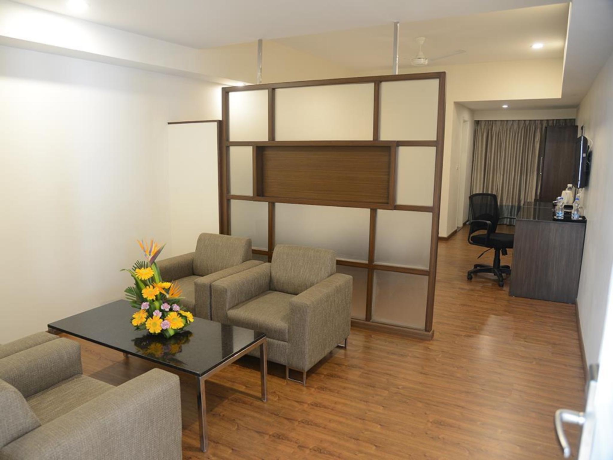 Minerva Grand Nellore 14/23