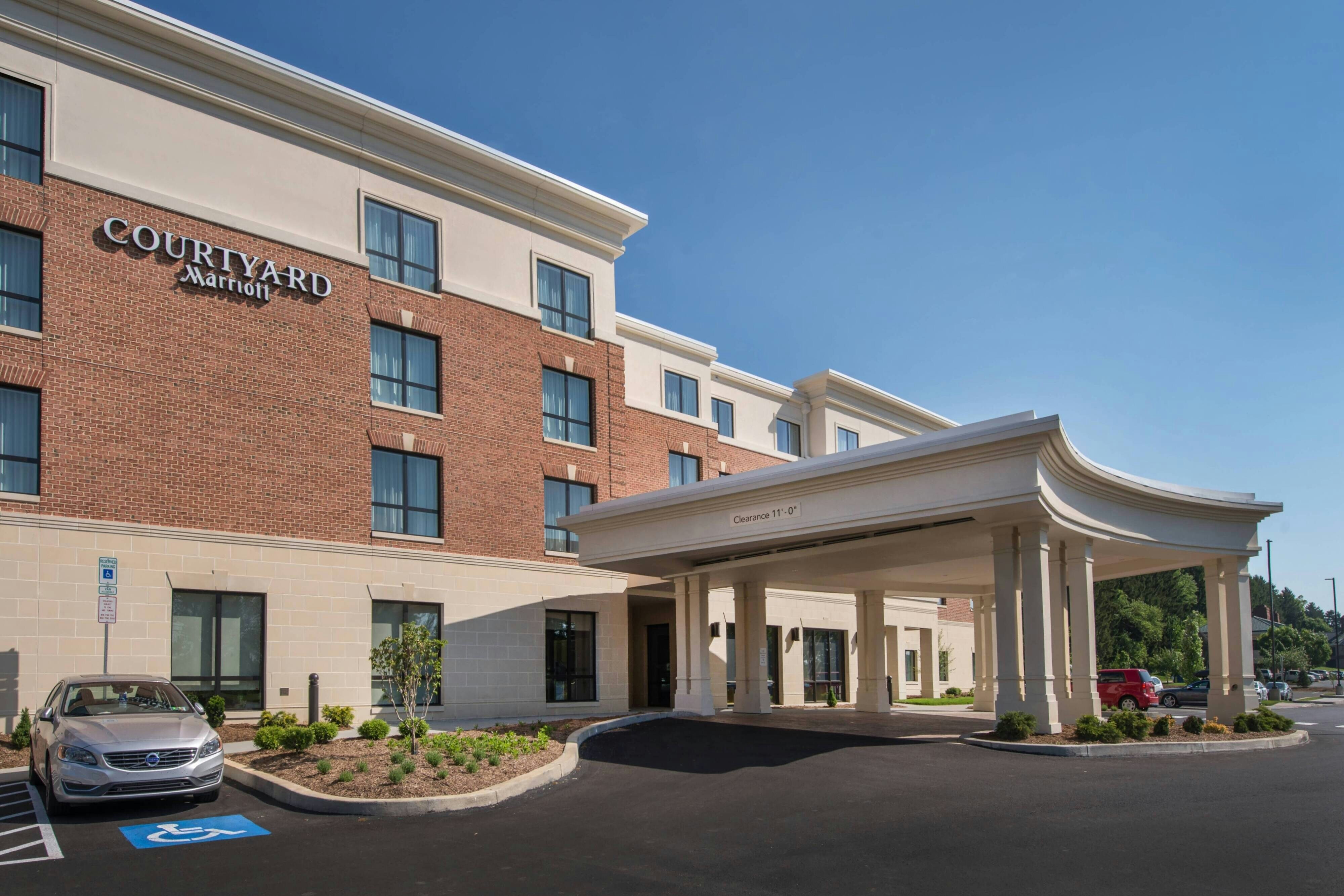 Courtyard By Marriott Hershey Chocolate Avenue in HERSHEY - PA
