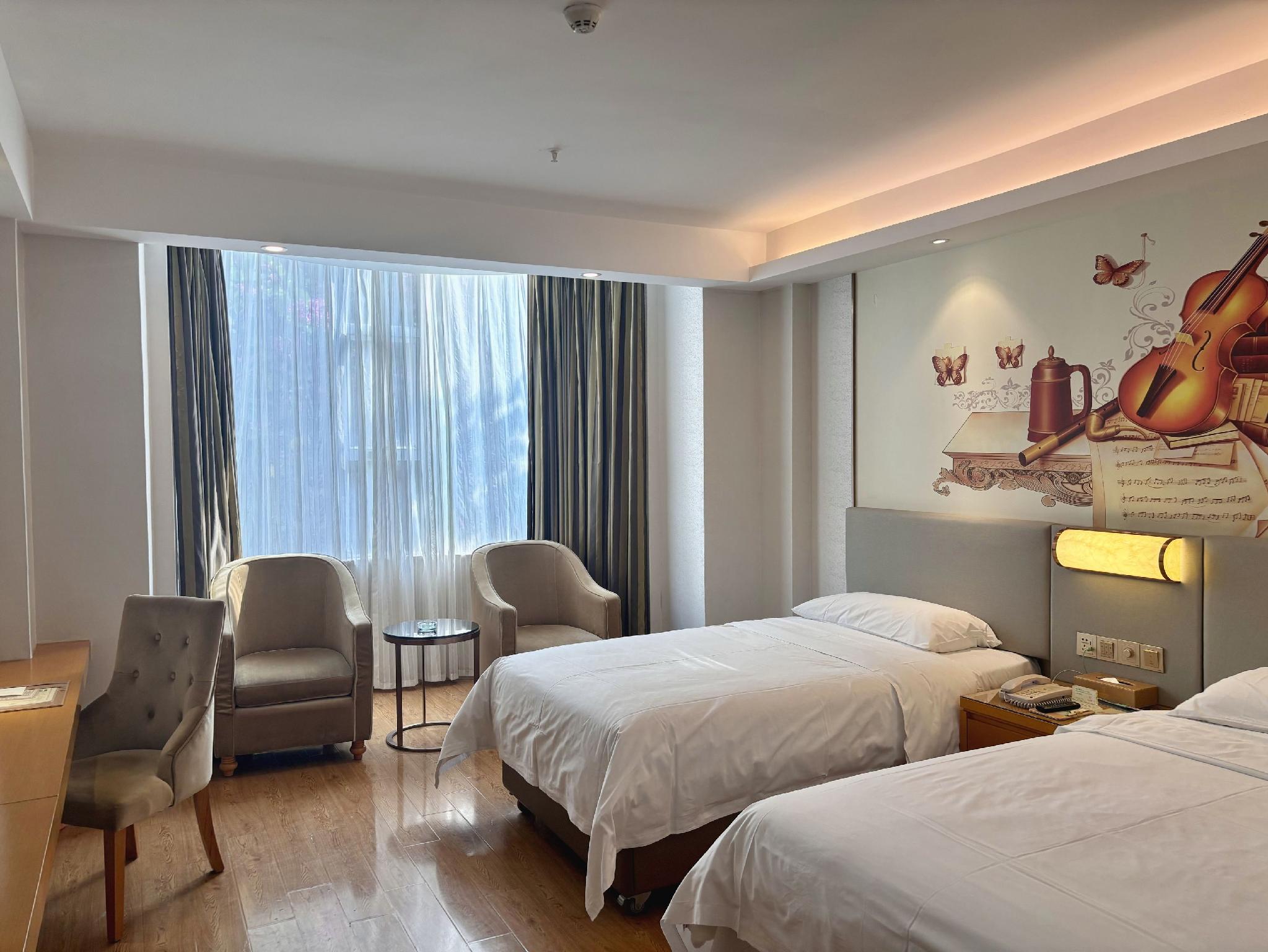 Standard, Twin Beds