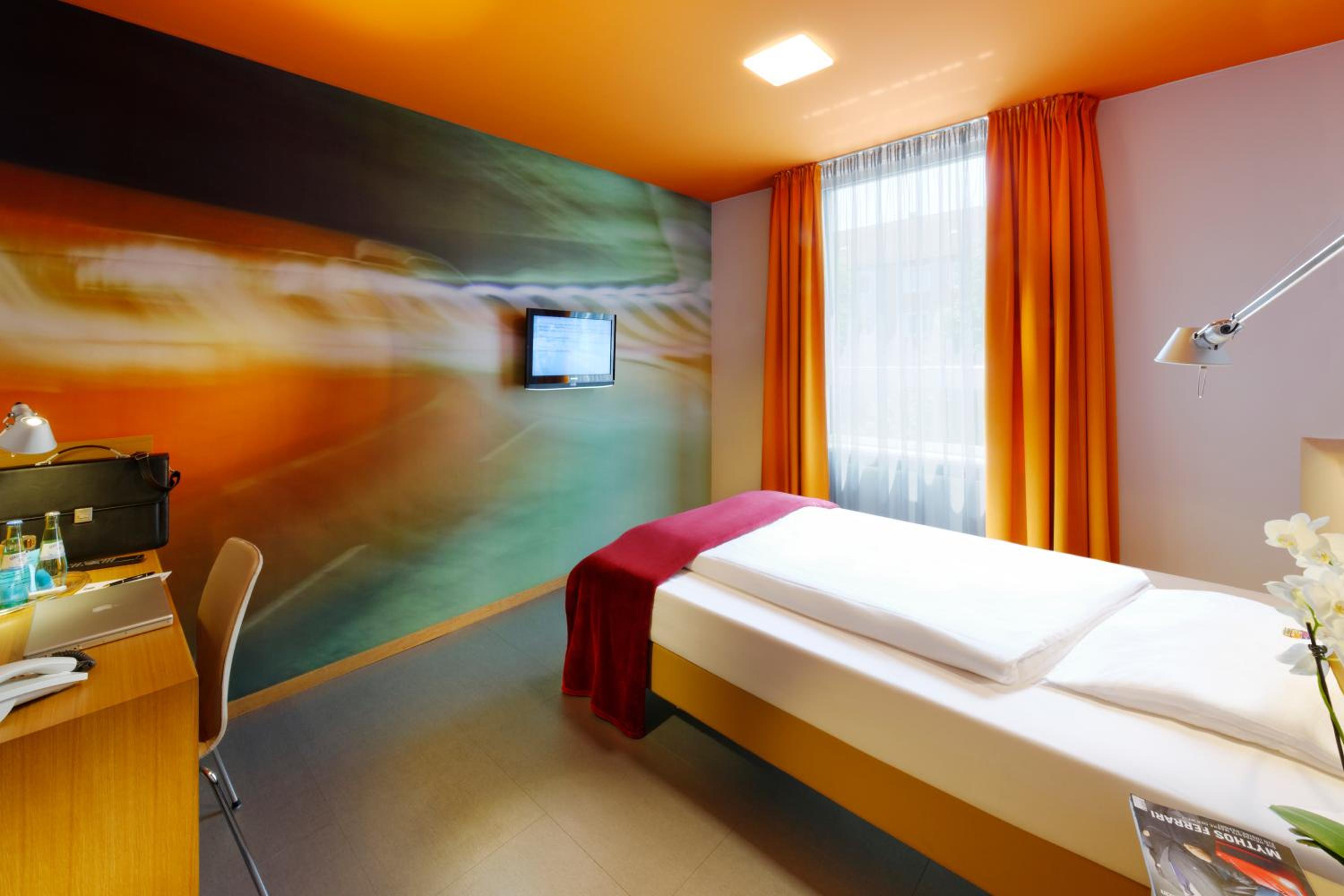 Standard, Single, French Bed