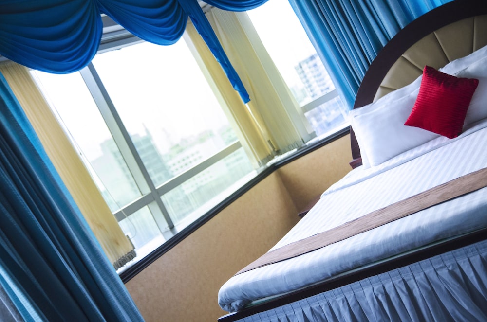 HOTEL 71 18/71