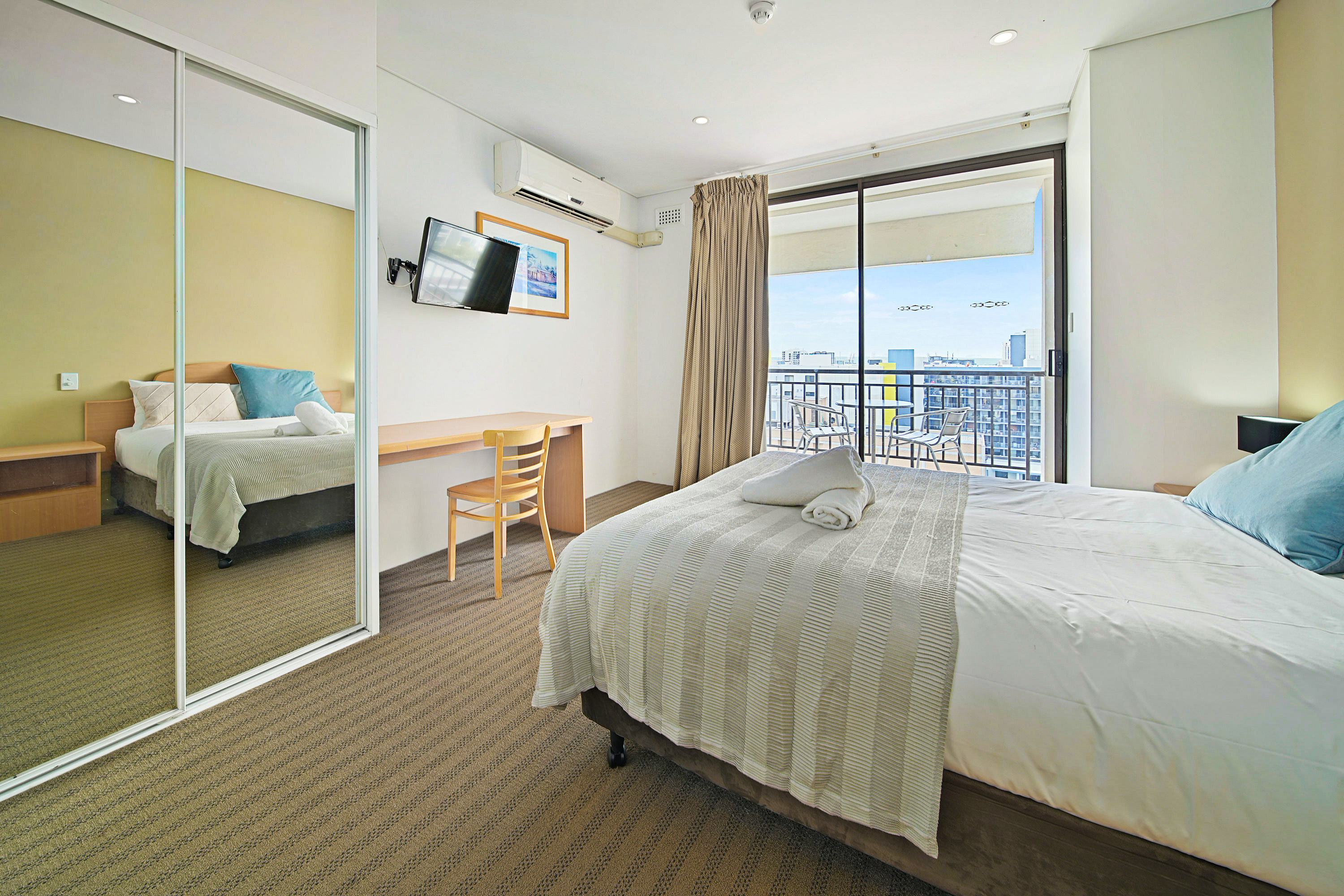 All Suites Perth 27/94