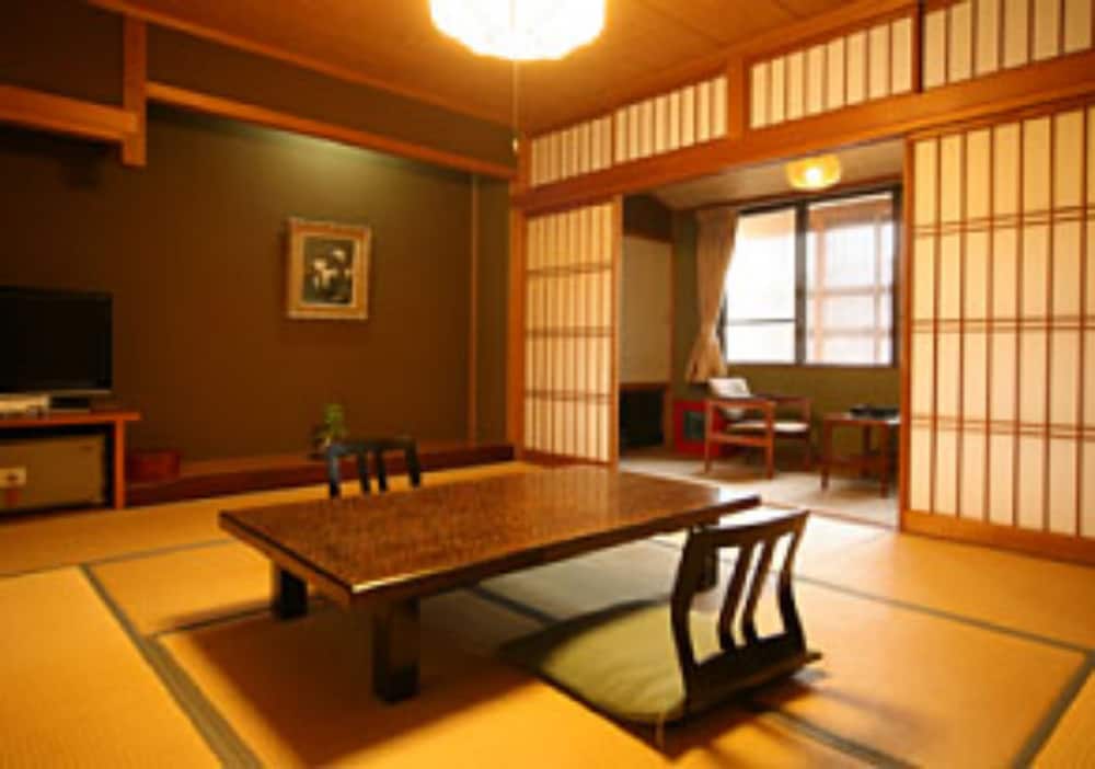 Kinosaki Onsen Kawaguchiya Honkan 29/42