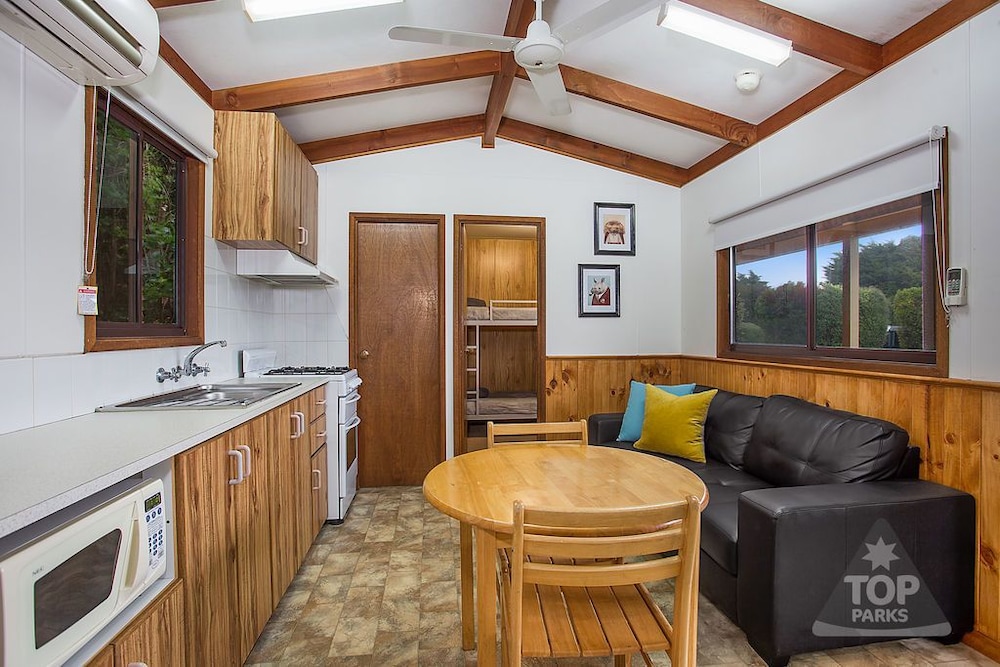 Port Fairy Holiday Park 28/48
