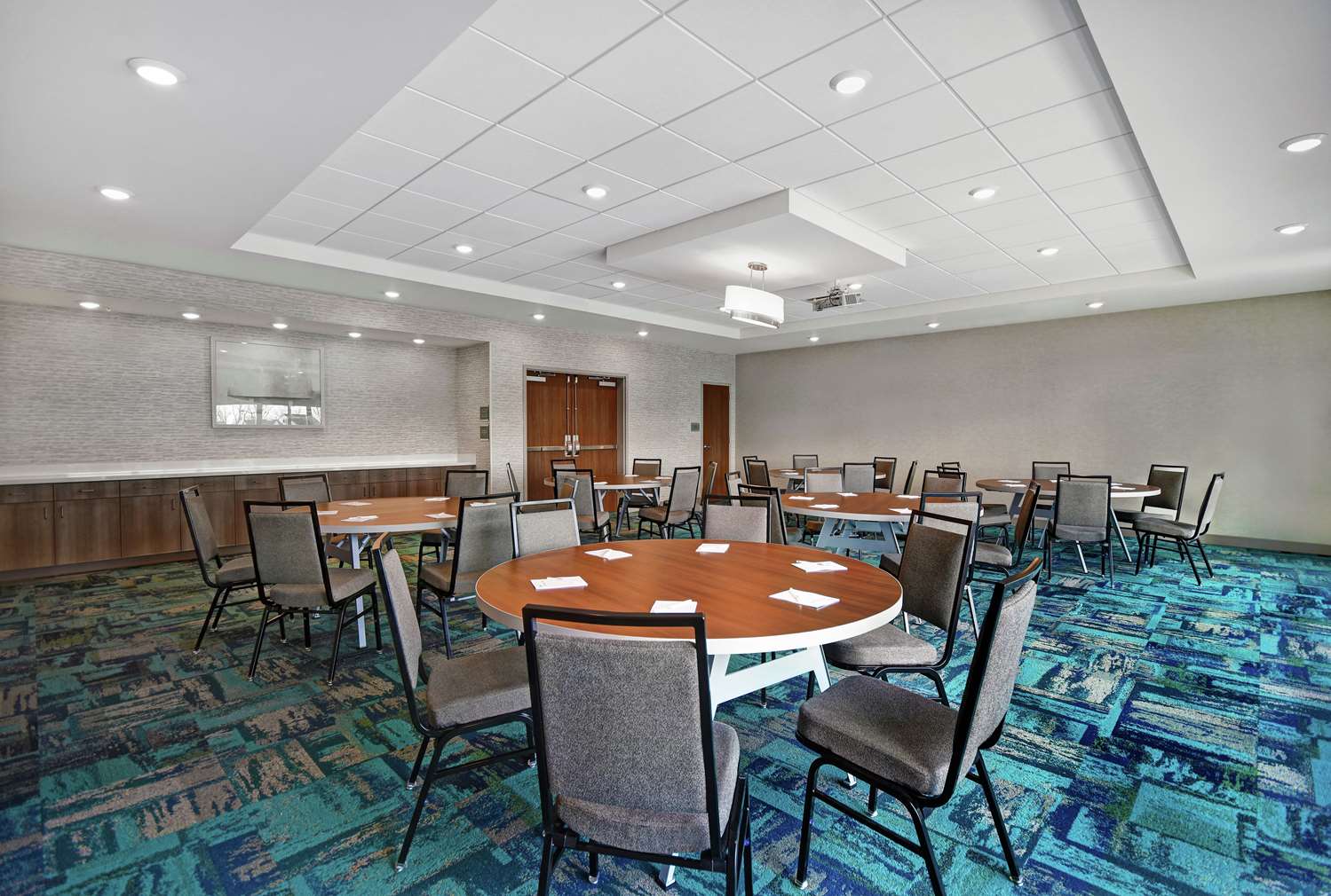 Home2 Suites By Hilton Lawrenceville Atlanta Sugarloaf Ga 22/25