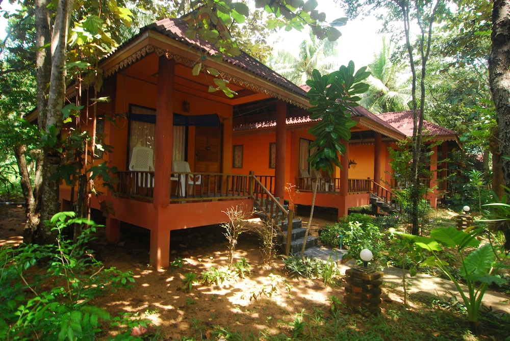 LANTA PEARL BEACH RESORT 2/78