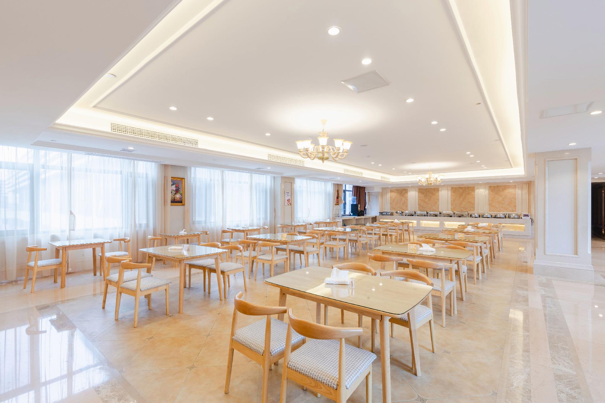 Vienna International Hotel (Anyi Expo Center) 30/40