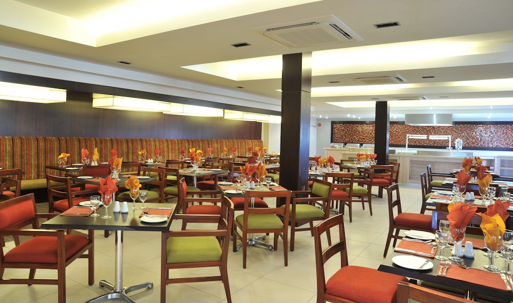 restaurant cafeteria