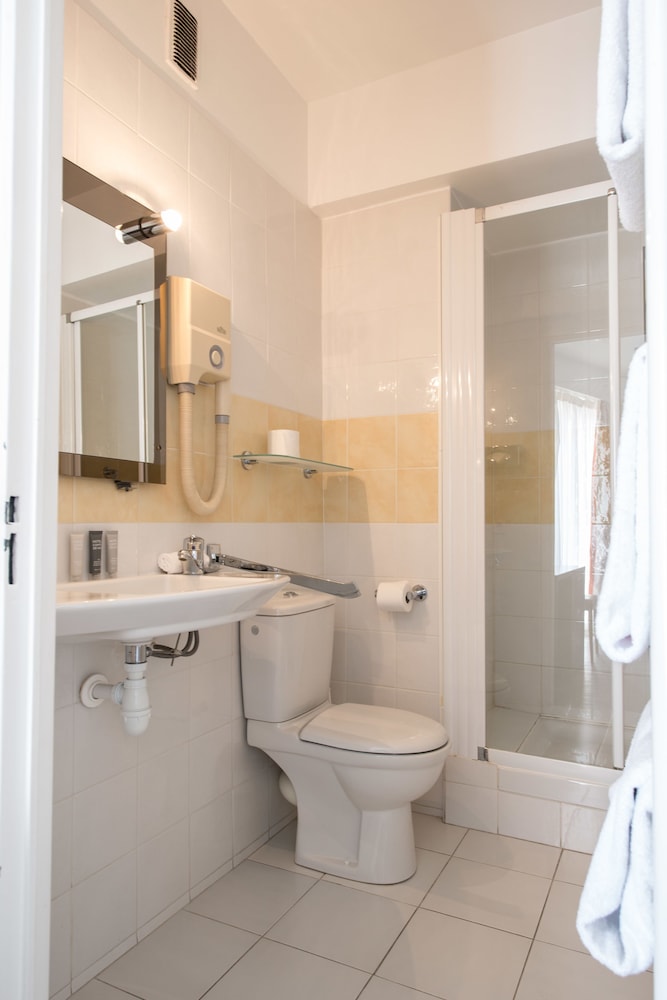 Exclusive Hotel Comte De Nice 46/50