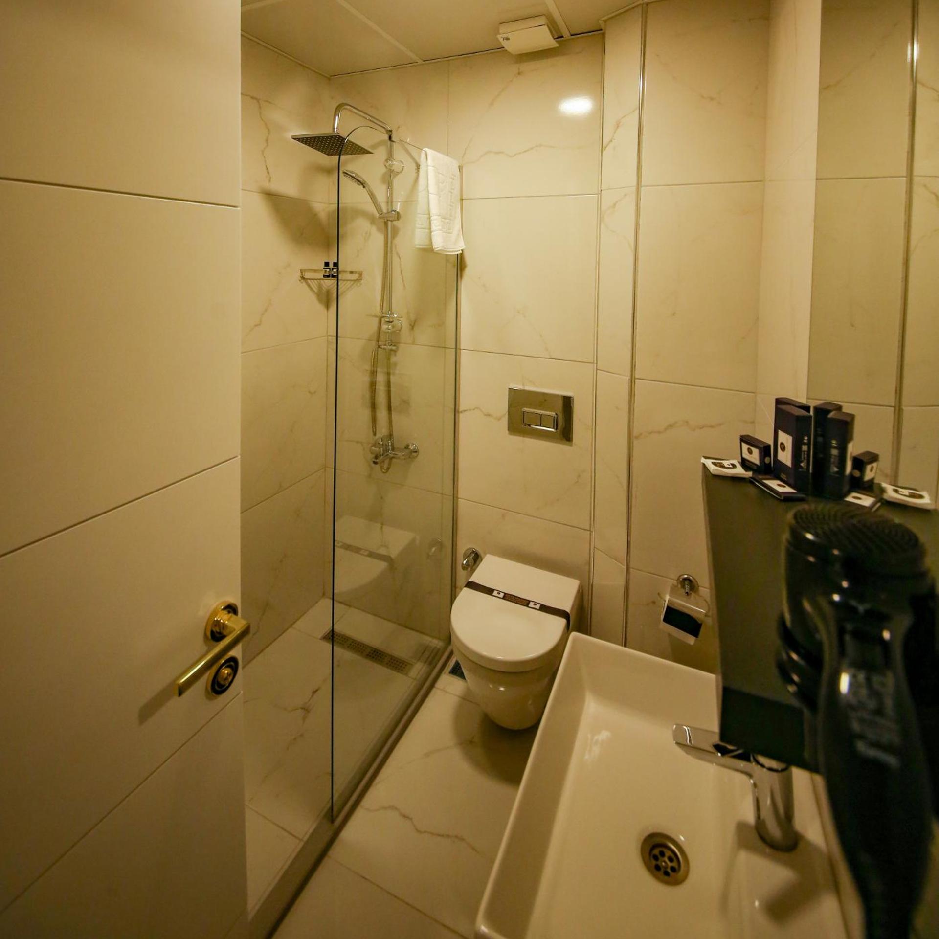 Alkan Palace Hotel 21/23