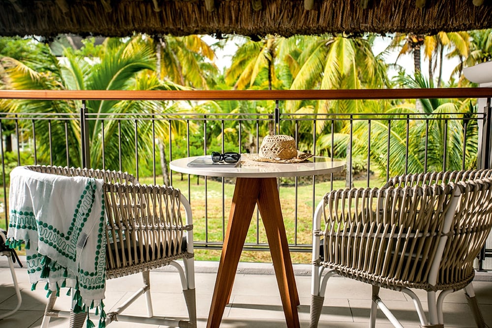 Paradis Beachcomber Golf Resort and Spa 53/65