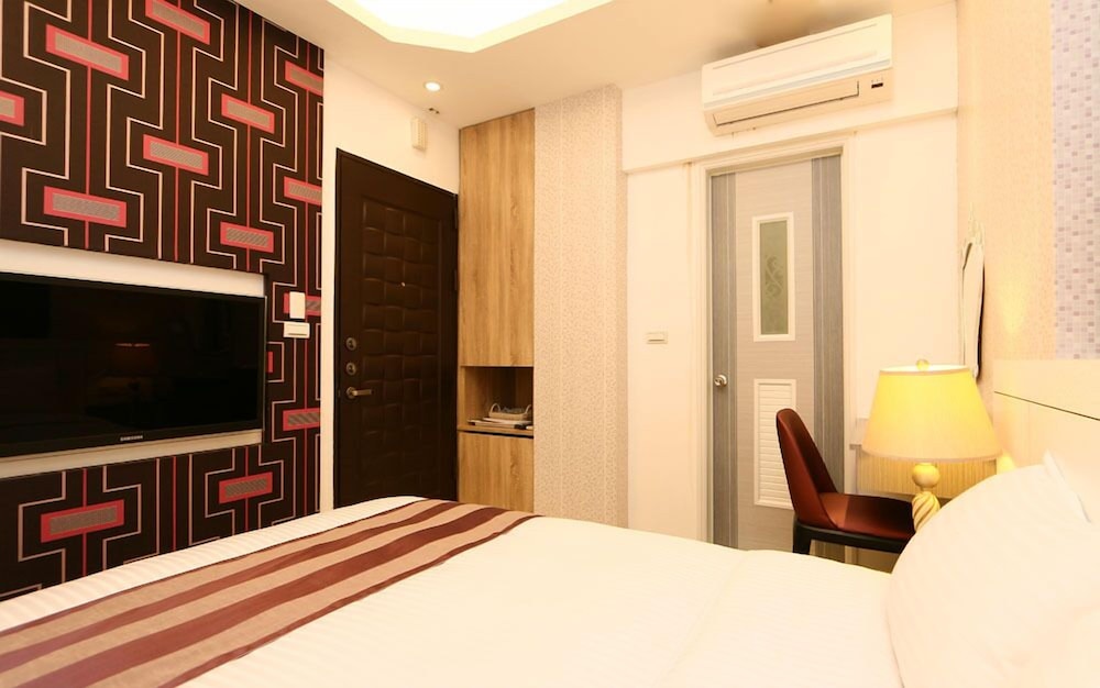 Yapo Bed & Breakfast 5/34