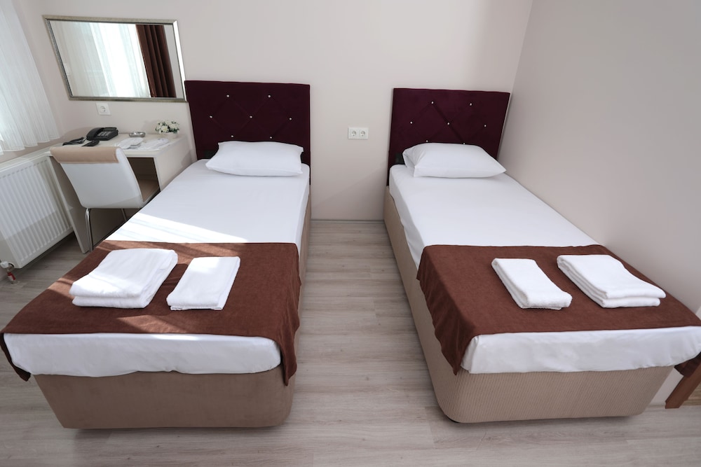 Beksiti Hotel 20/36