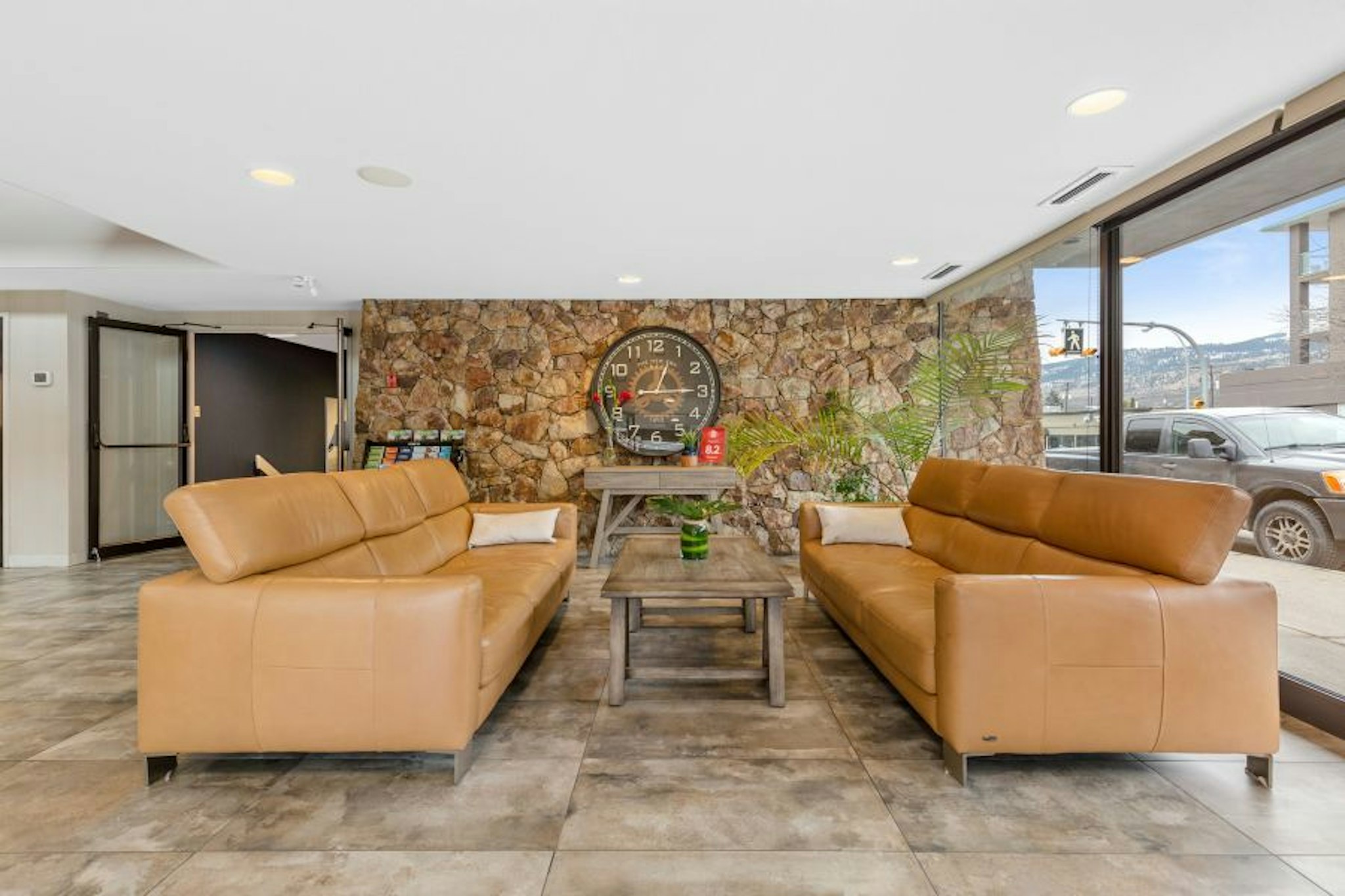 Thompson Hotel Conference Center 26/40