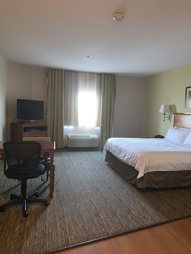 Candlewood Suites Temple 15/53