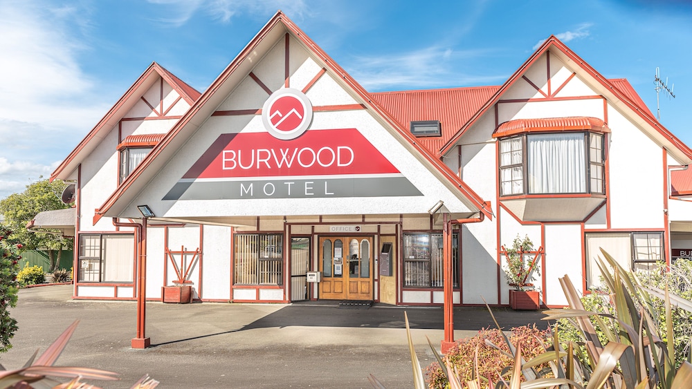 BURWOOD MANOR MOTEL 9/50