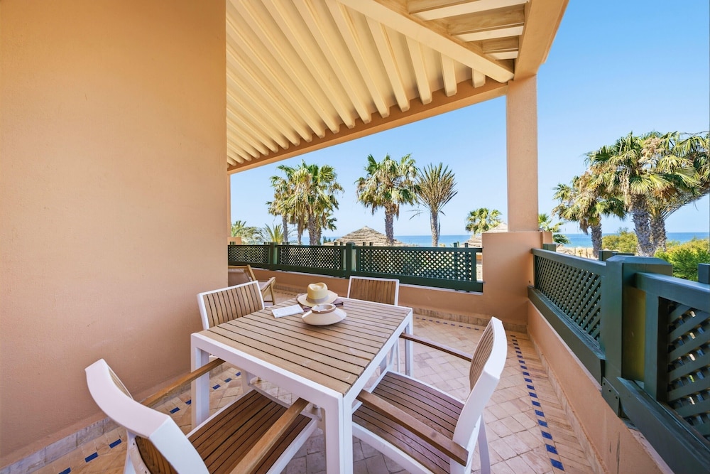 Paradis Plage Surf Yoga Spa Resort 41/83