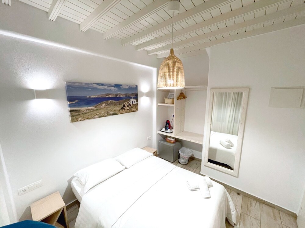 Hotel Lefteris 7/67