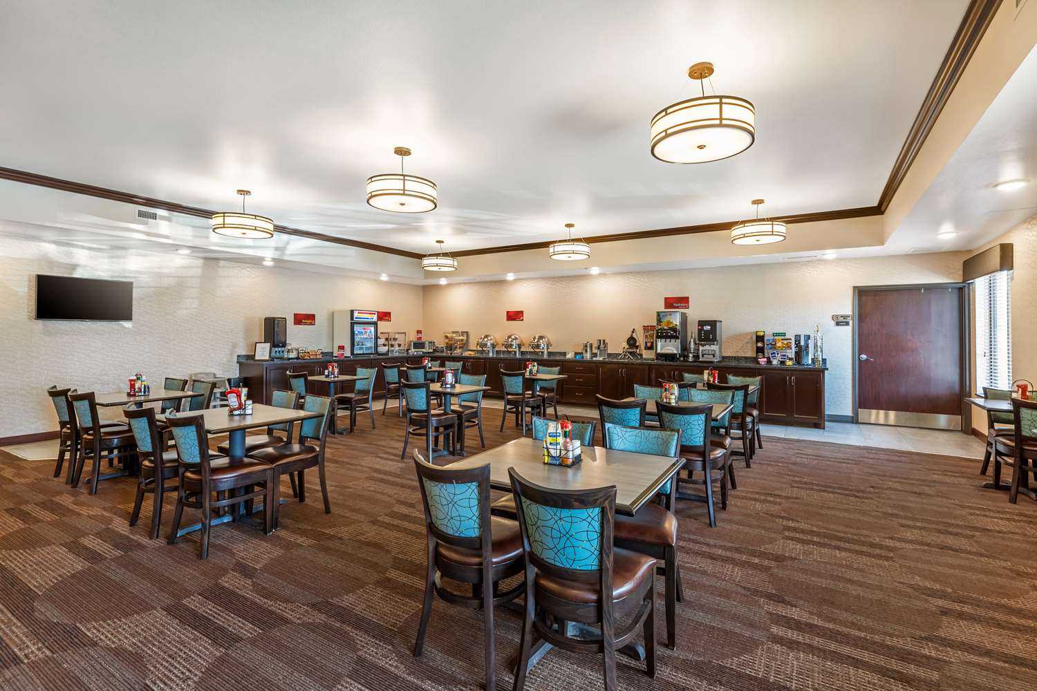 Best Western Plus Casper Inn & Suites 23/33