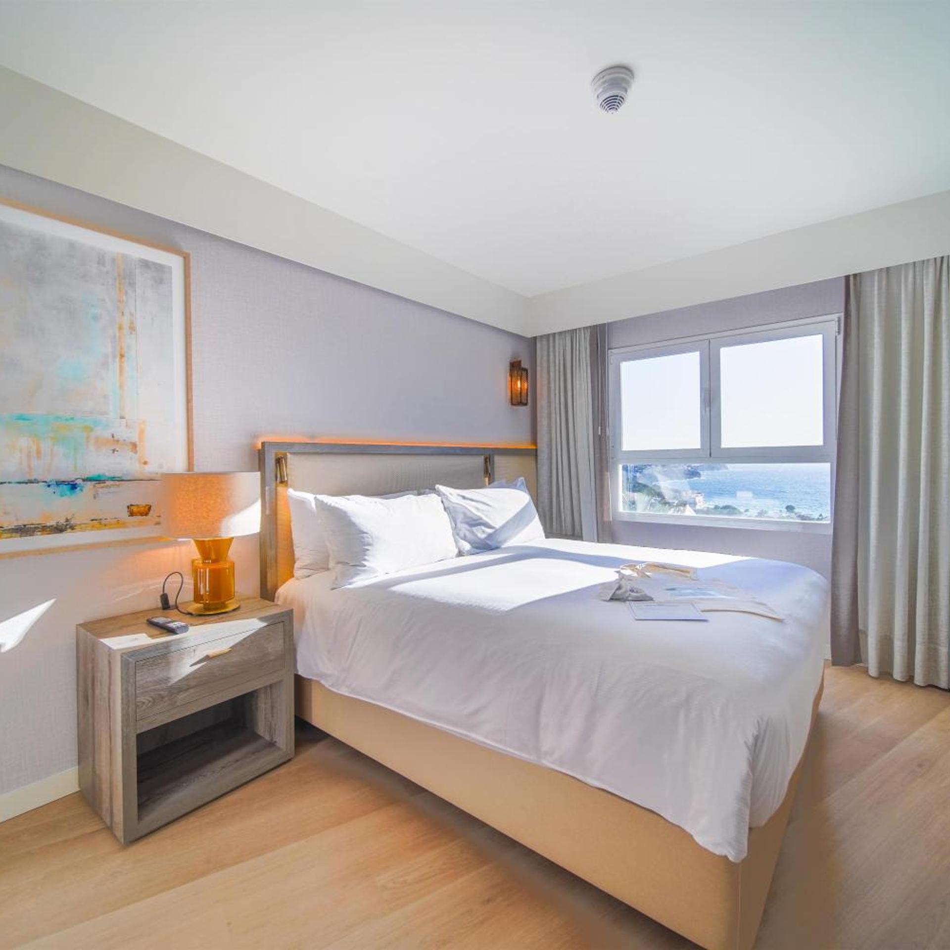 PREMIUM, SUITE, SEA VIEW