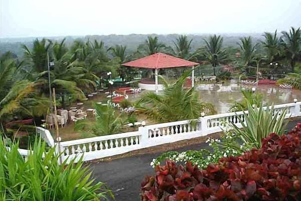 INDISMART WOODBOURNE RESORT 2/50