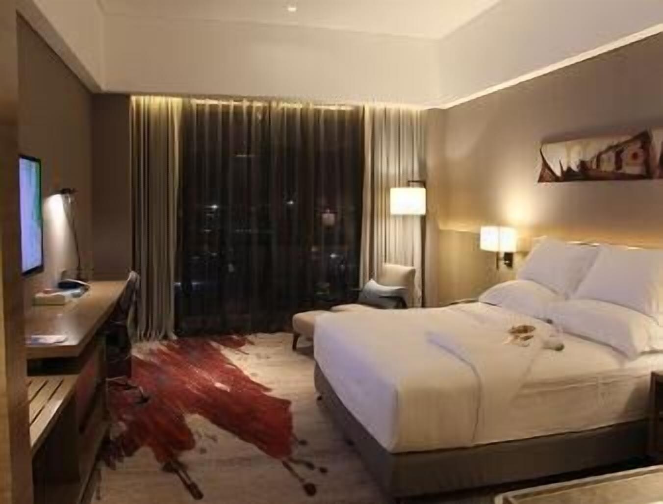 Deluxe, King Bed, Smoking