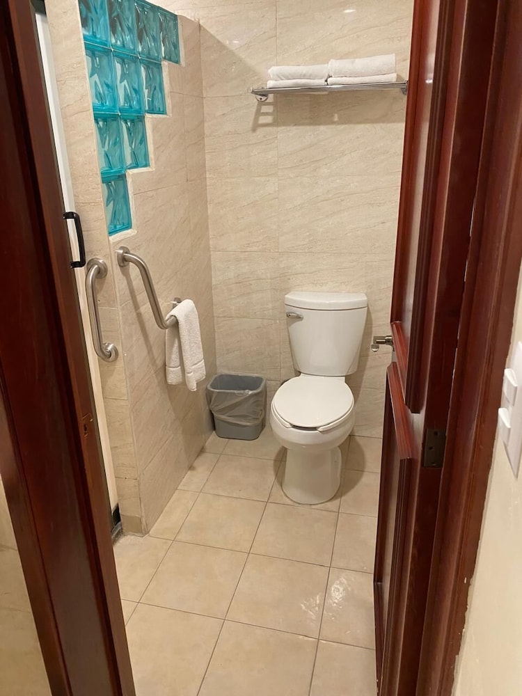 Hotel Senorial 48/50
