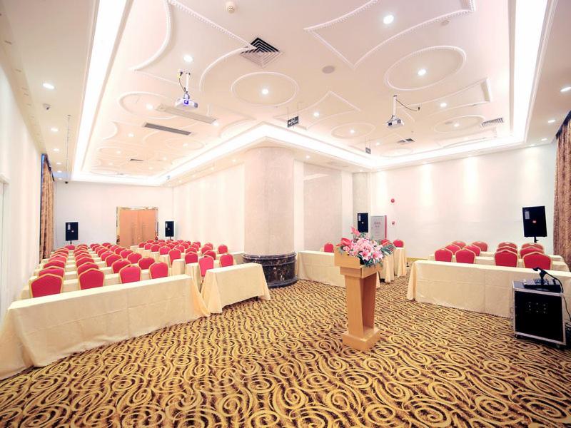 Vienna Hotel (Guangzhou Hanxi Changlong Park Branch) 33/51