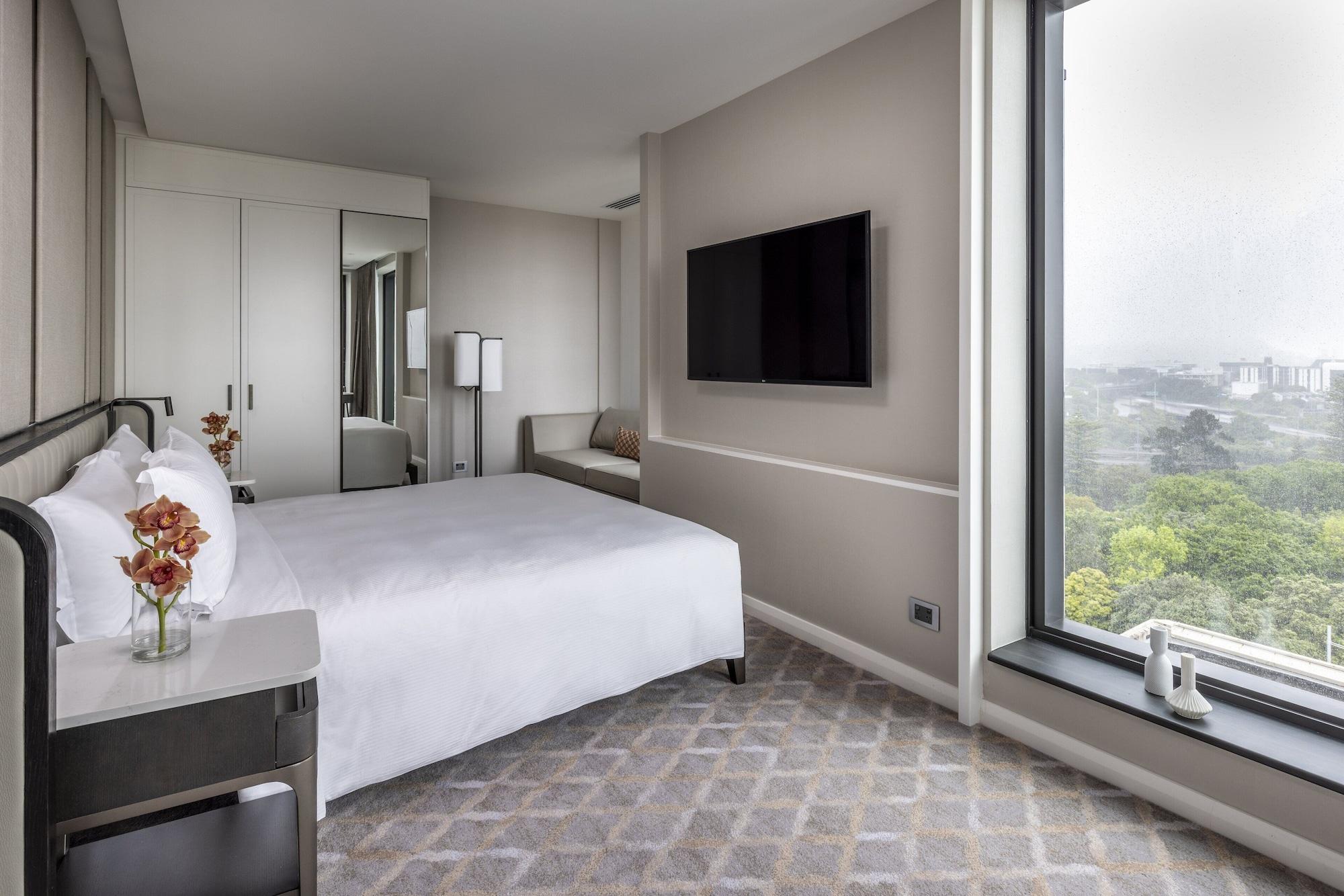 Club, Executive, Suite, Pinnacle Tower