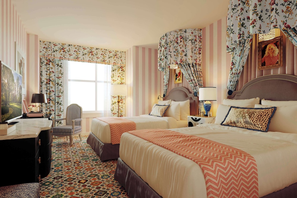 Room, 2 Queen Beds