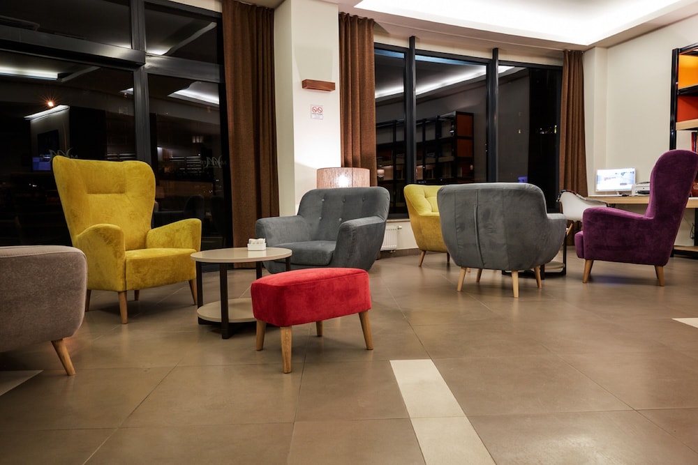 Mercure Piotrkow Trybunalski Vestil 32/50