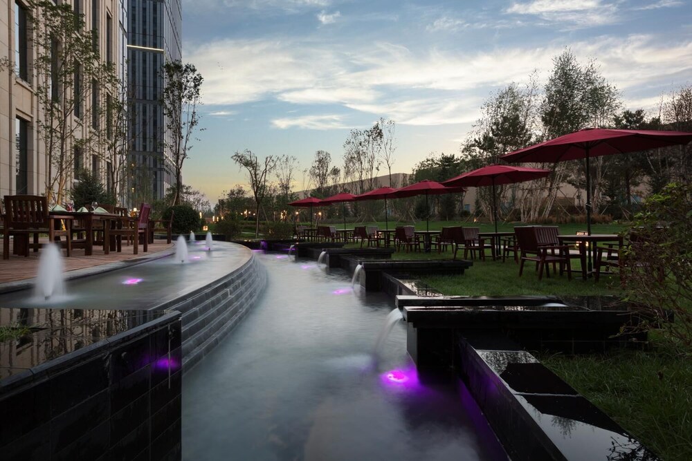 Wanda Realm Chifeng Hotel 33/34
