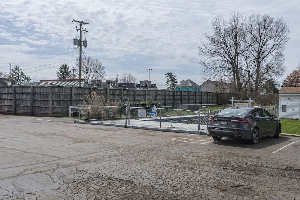 Sunrise Inn Hershey 31/41