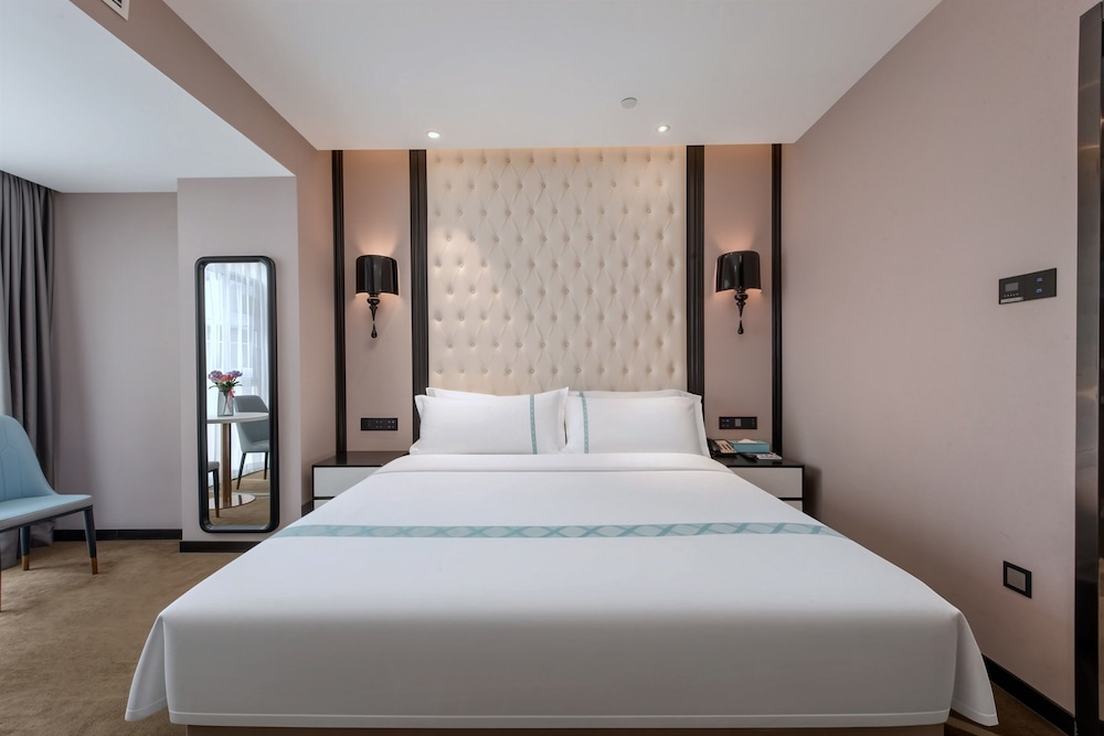 Pazhou XANA Deluxe International Hotel (Changgang Subway Metro Station Branch) 15/50