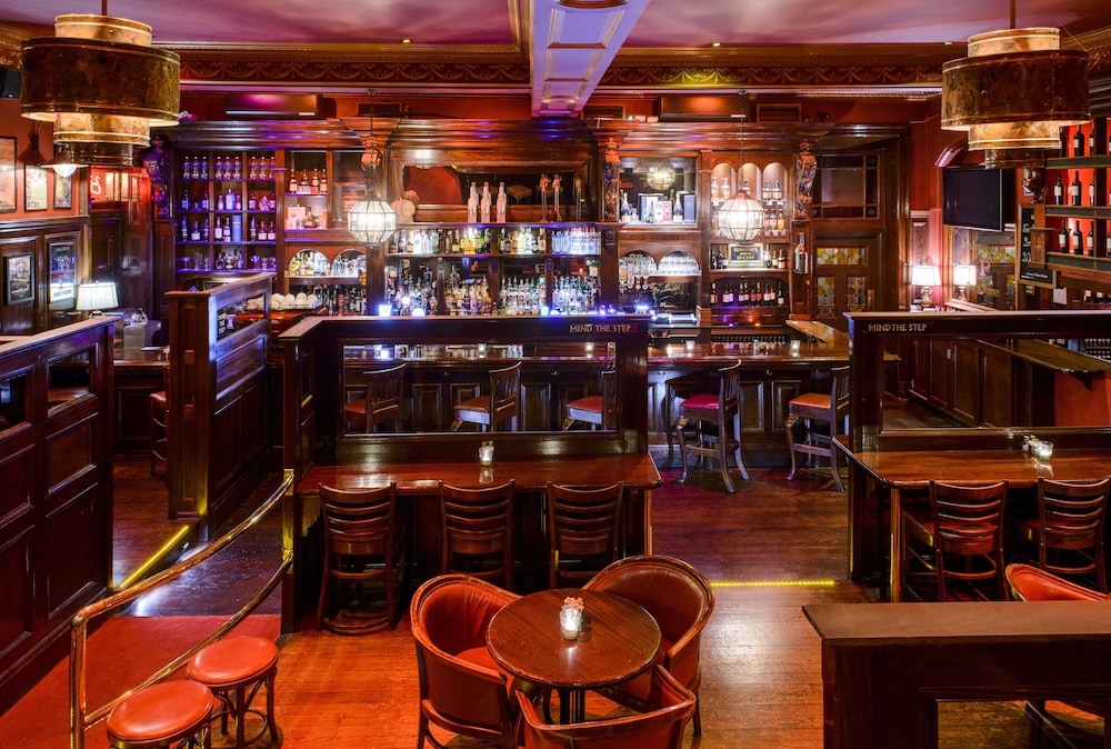 Kilkenny Hibernian Hotel 53/57