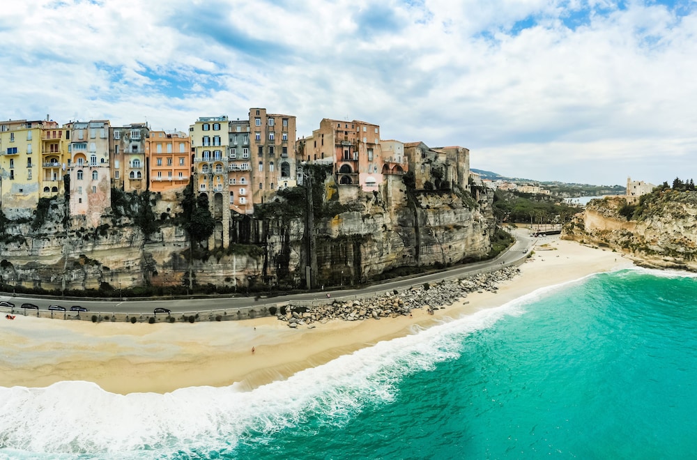 Blu Tropea Maison 51/53