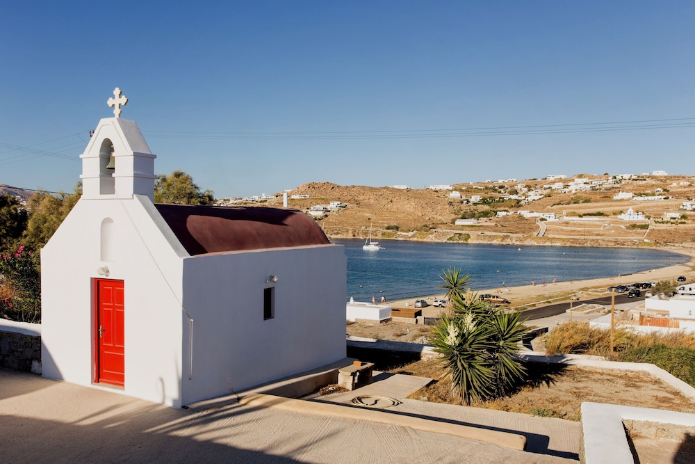 OSOM RESORT in MYKONOS