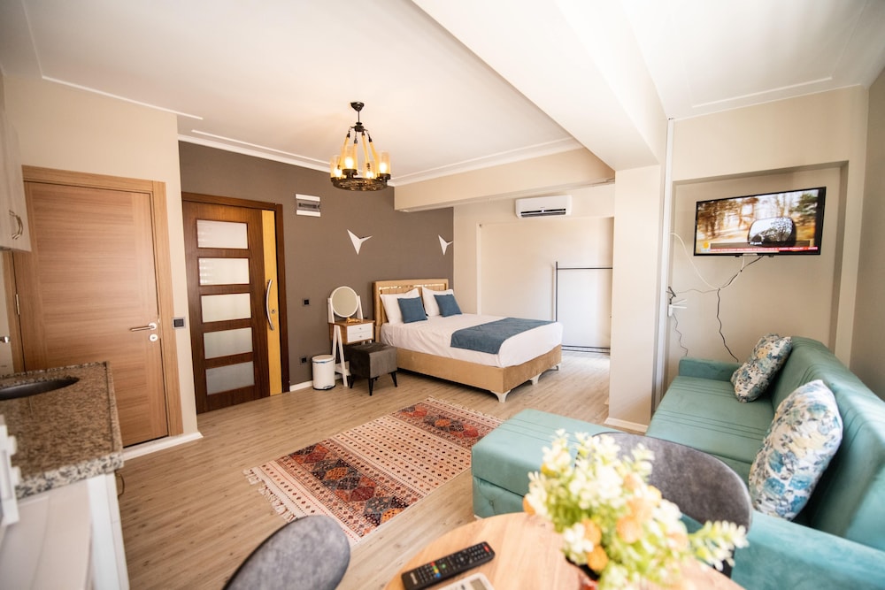 Galapera Hotel 33/50