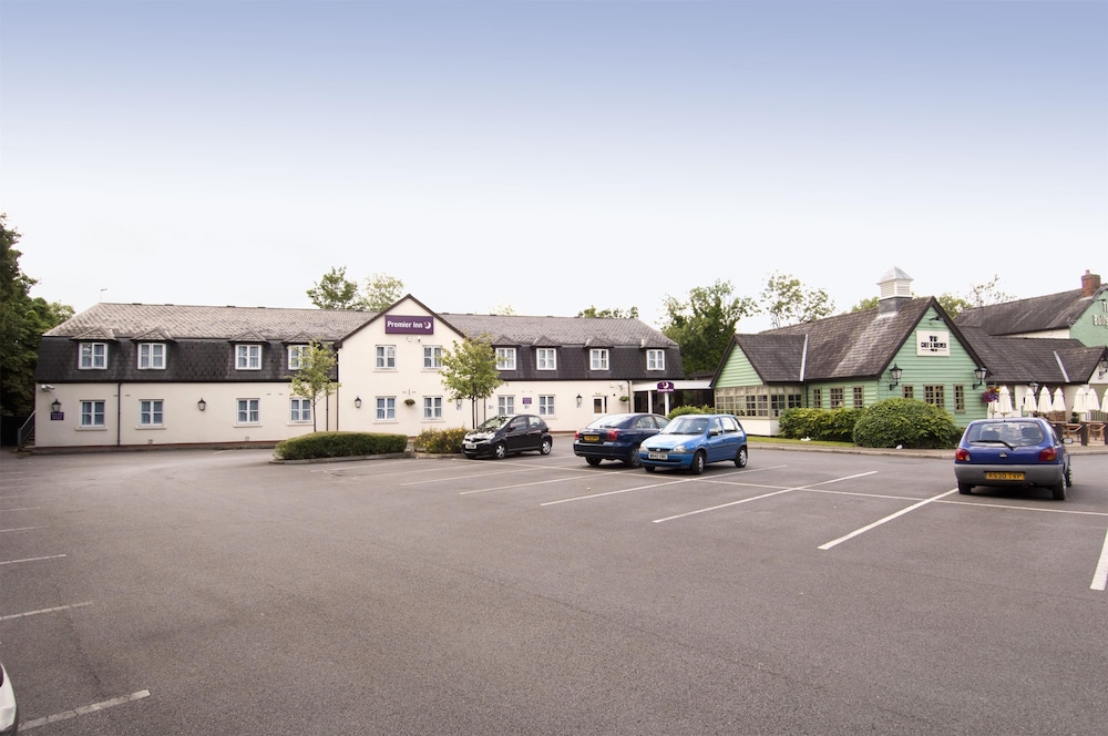 Premier Inn Manchester (Handforth) 34/41