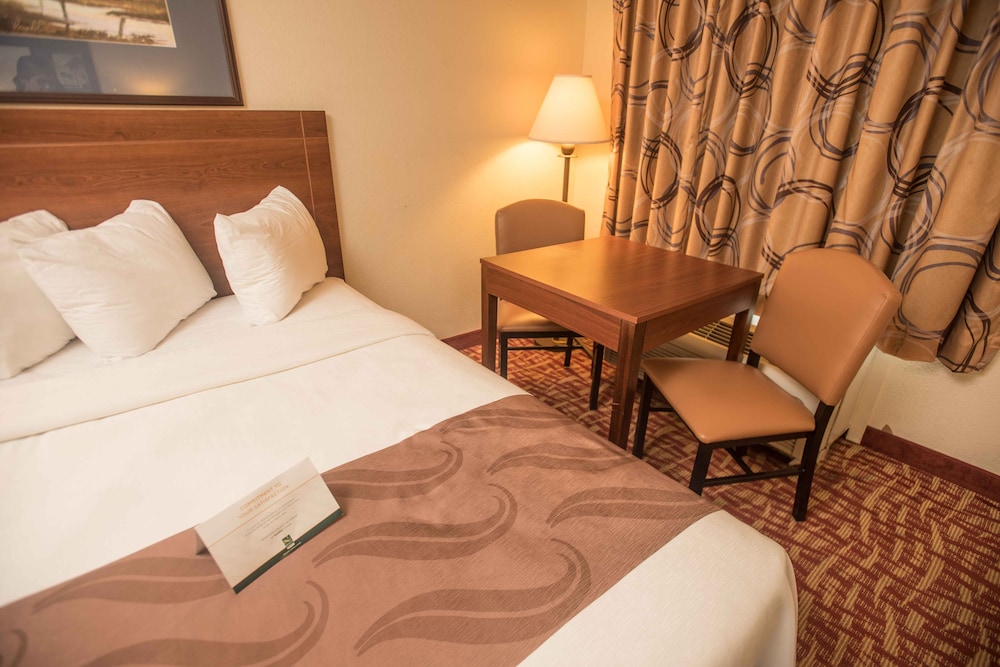 Quality Inn At Town Center 20/34