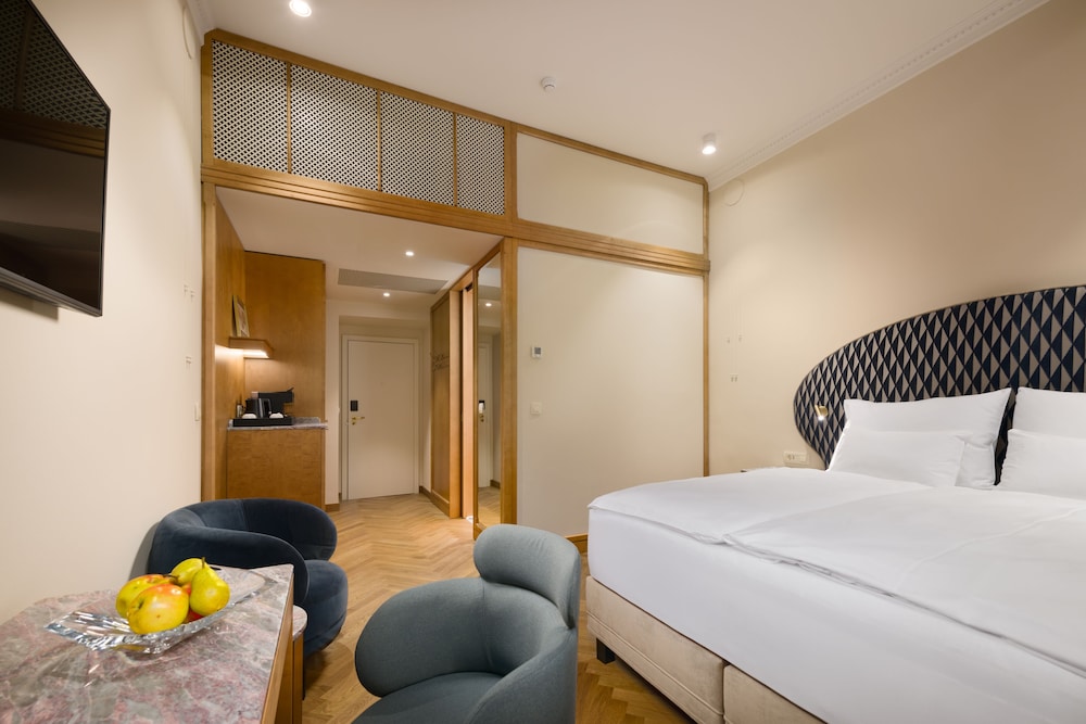 Grand Hotel Union Eurostars (ex Grand Hotel Union) 18/81