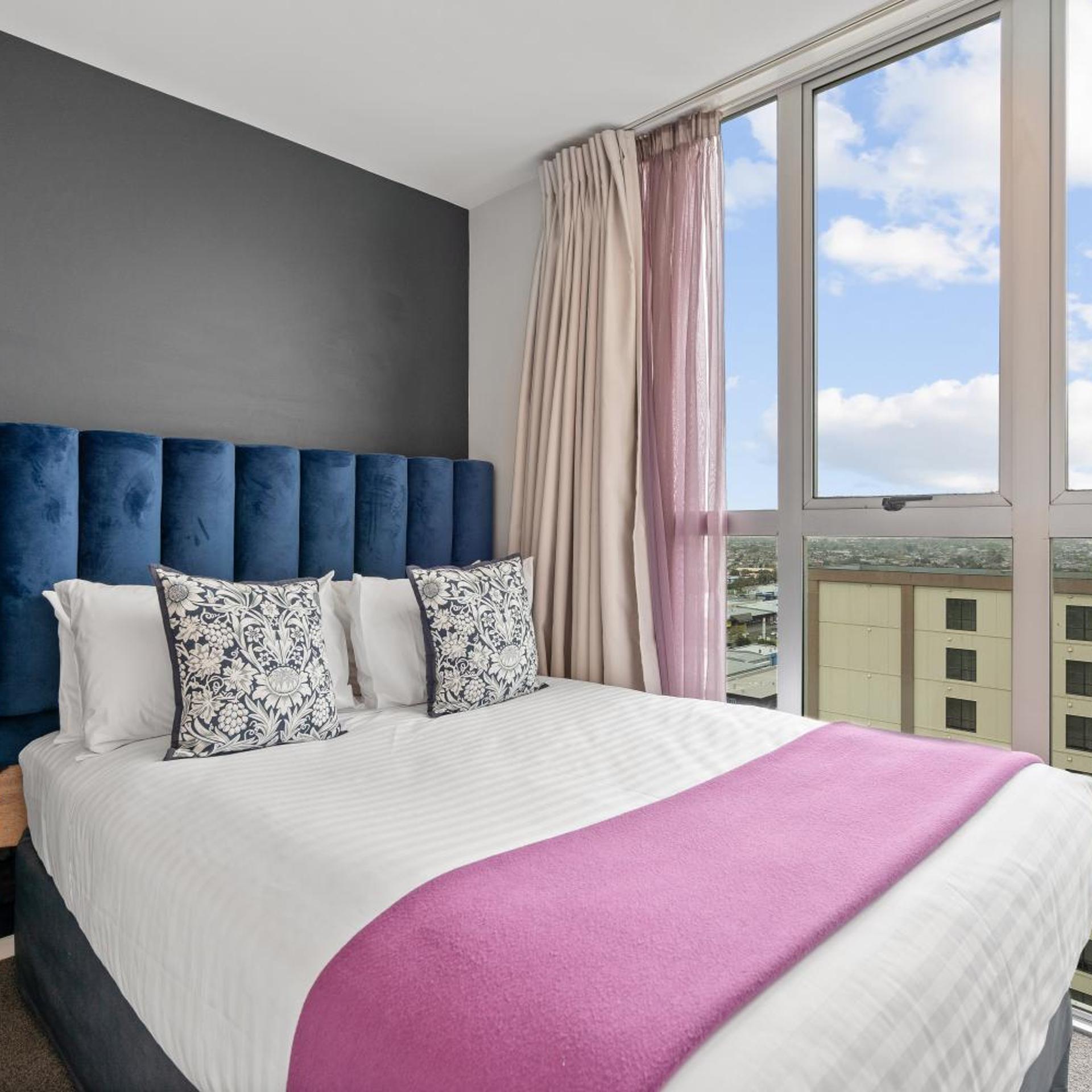 2 BEDROOMS, APARTMENT