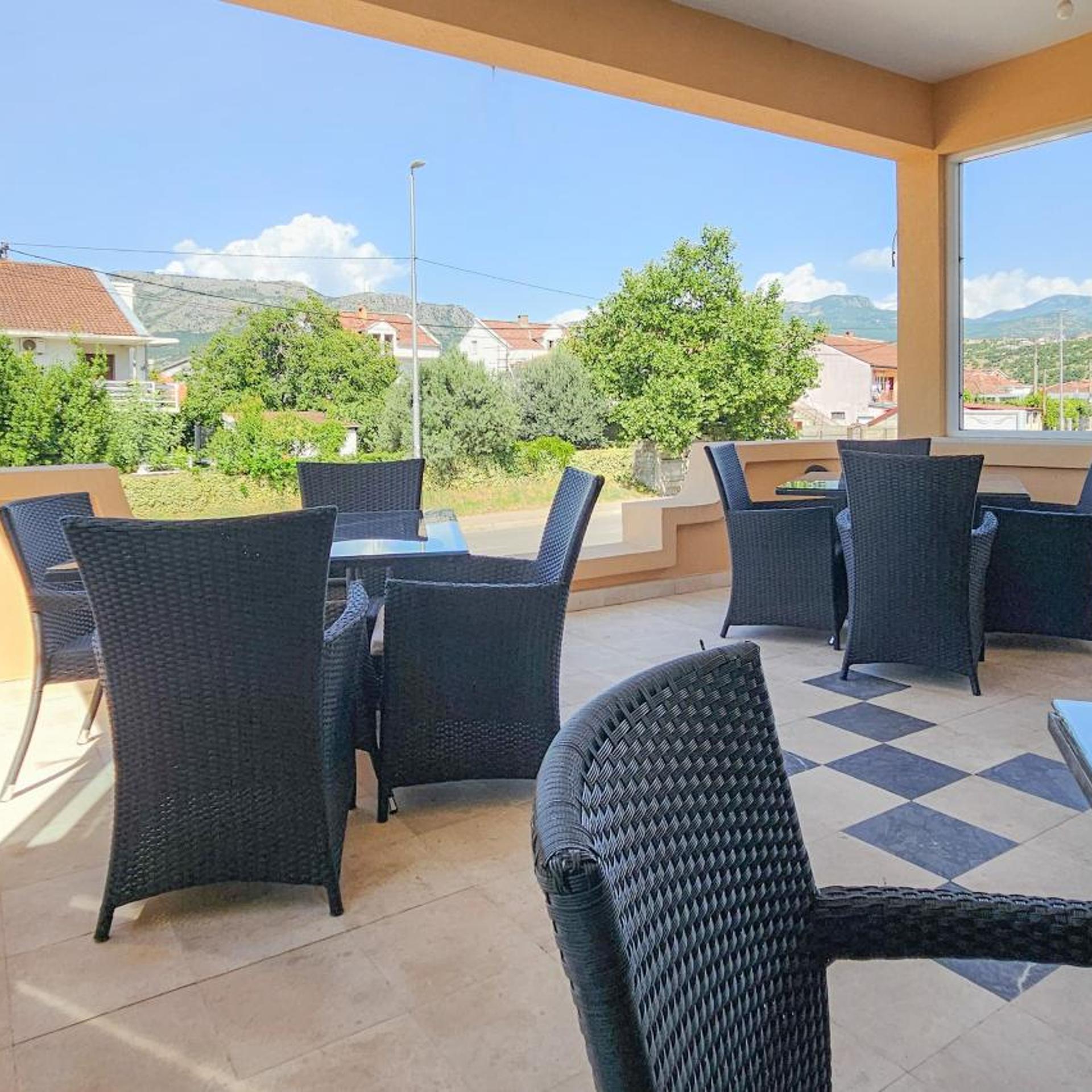 Hotel Bambis 48/54