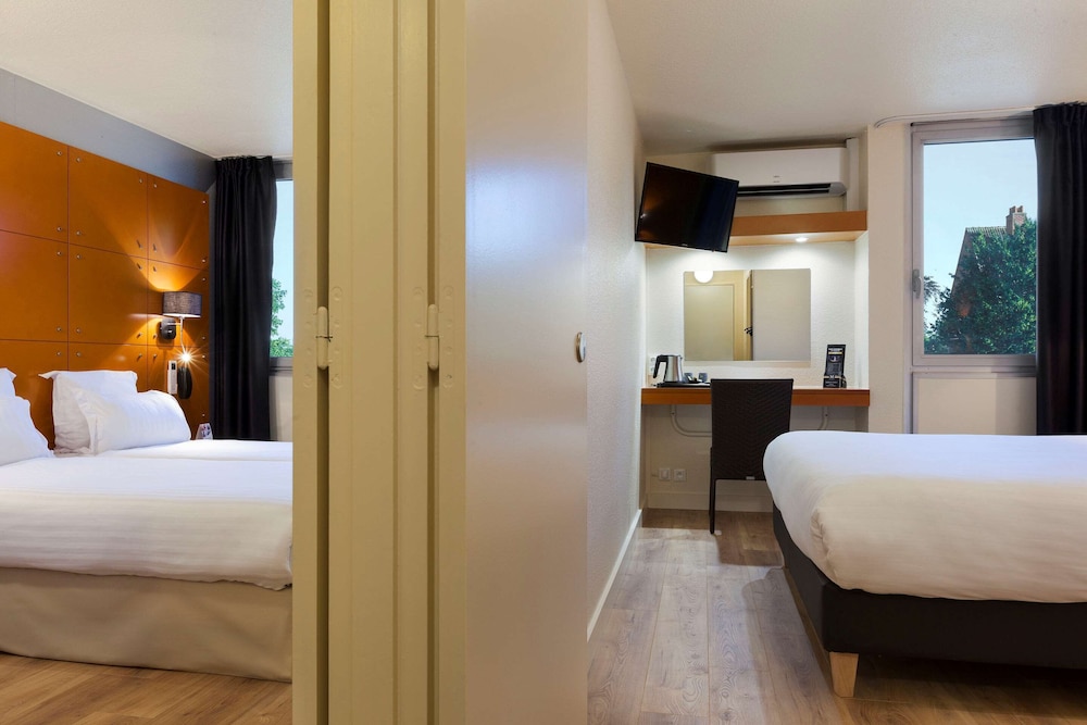 Comfort Hotel Lille L'Union 12/53