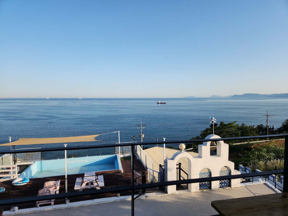 Namhae Santorini N Pension 43/50