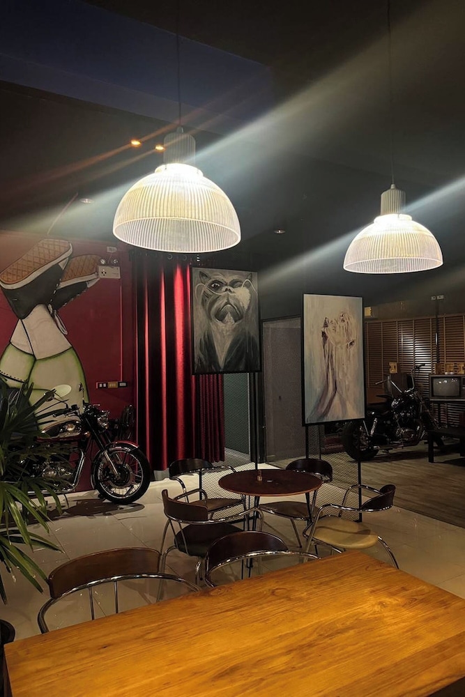 BW Thai Art Style Hotel 35/50