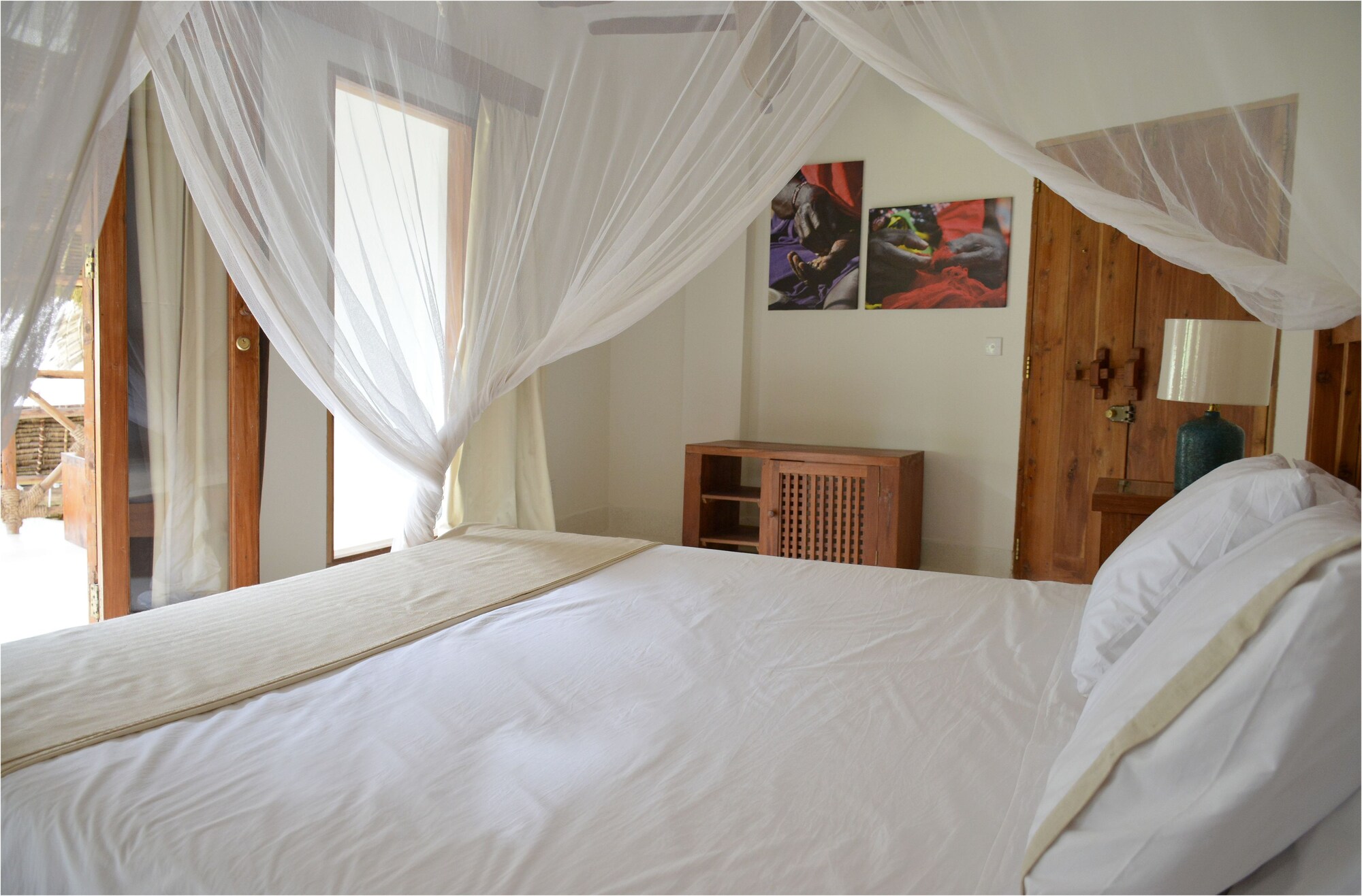 3 Bedrooms, Nyati, Deluxe, Villa, 3 Queen Beds, Garden View