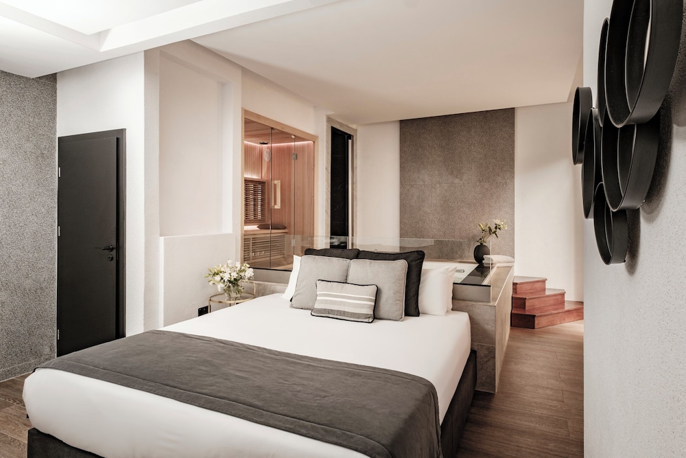 SPA, SUITE