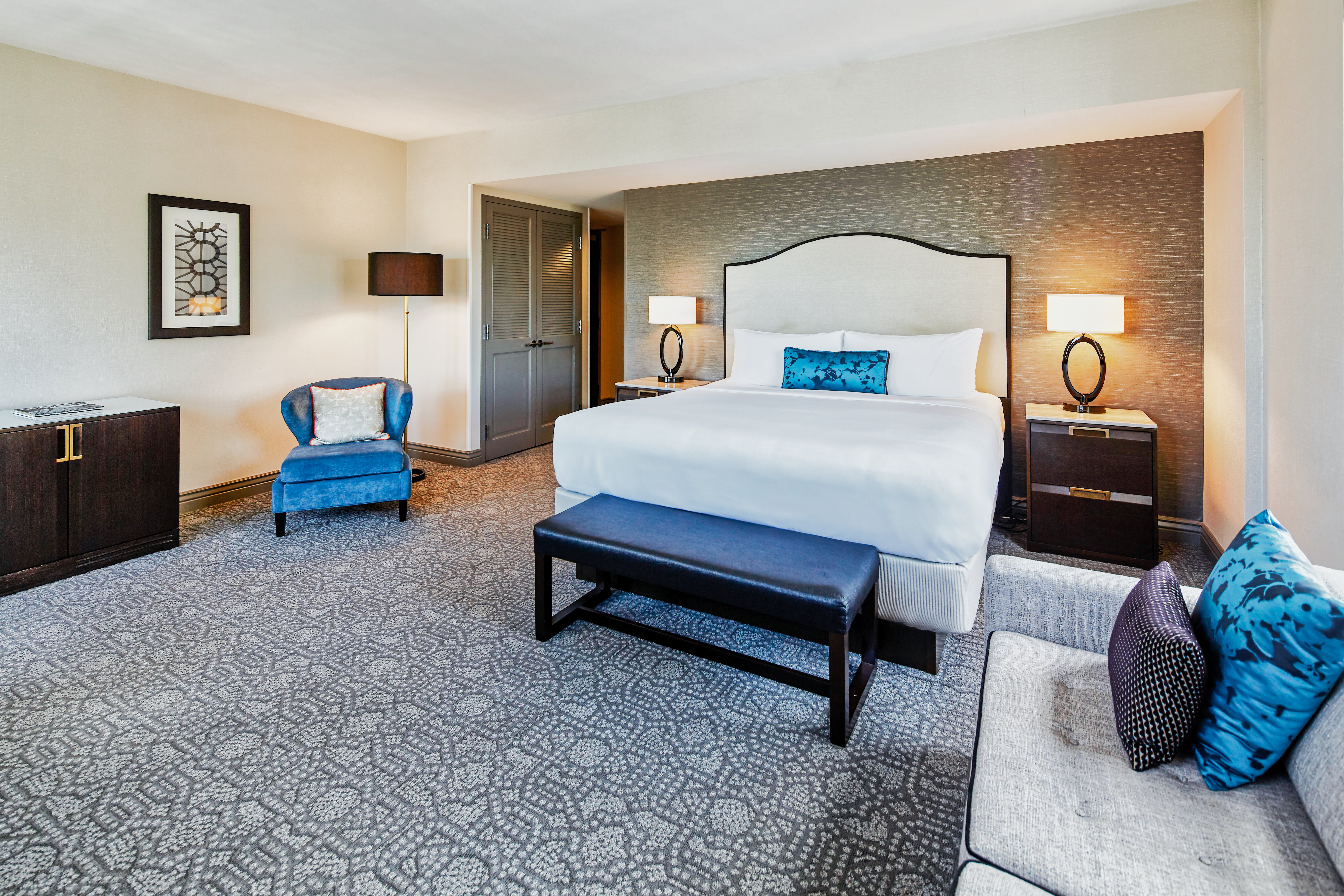 Intercontinental Chicago Magnificent Mile 17/50