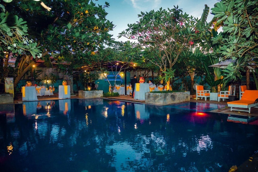 Amber Angkor Villa Hotel And Spa 40/50